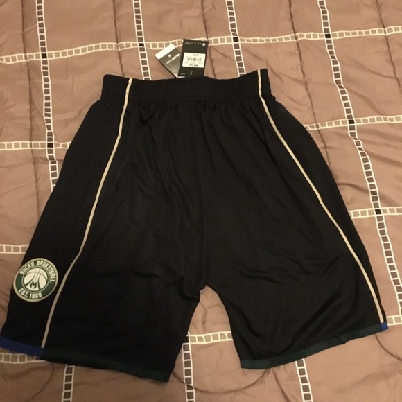 Nike Other - Milwaukee Bucks Black Alternate Shorts